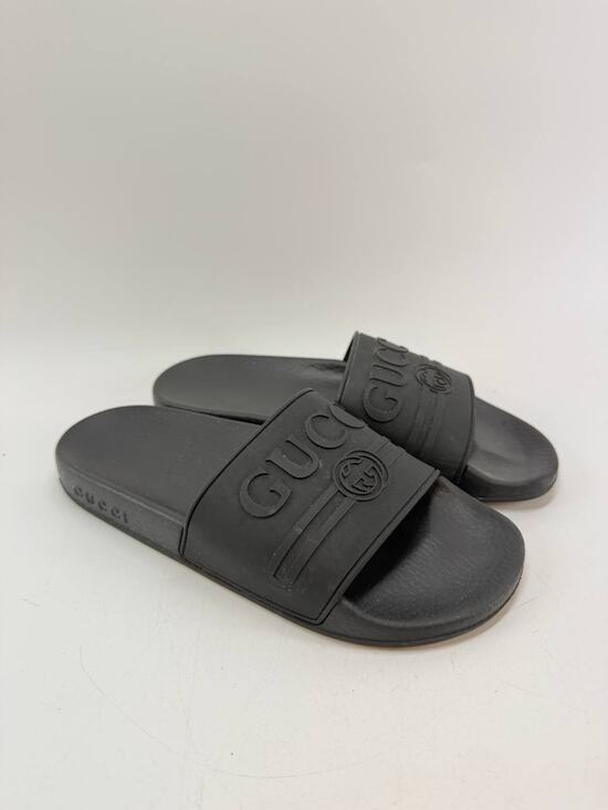 Gucci Logo Rubber Slide Sandals Black Men\'s EU 40 US 7 Pre-Owned